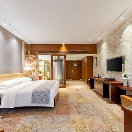King Royal Hotel Yunfu ภายนอก รูปภาพ