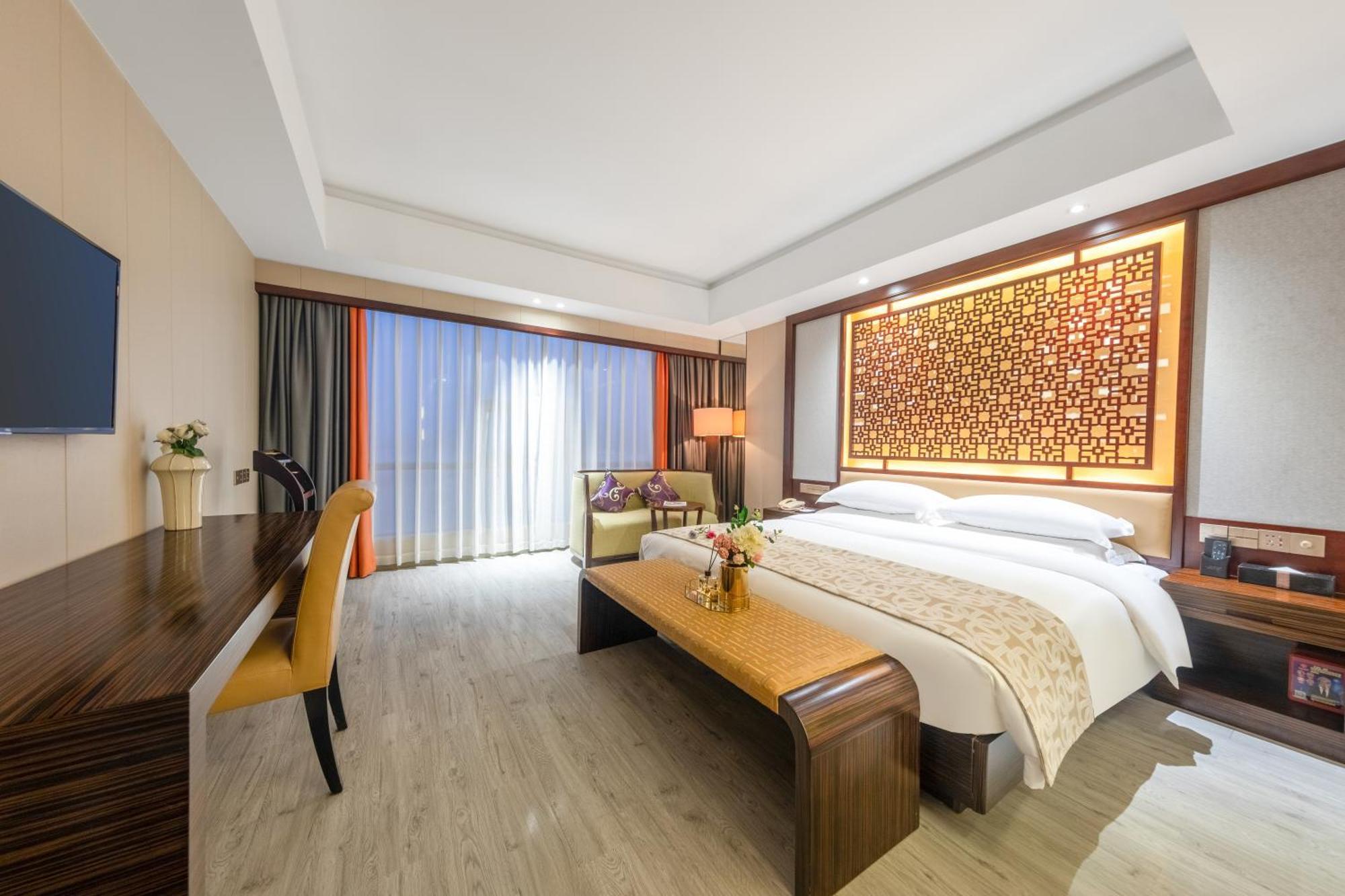 King Royal Hotel Yunfu ภายนอก รูปภาพ