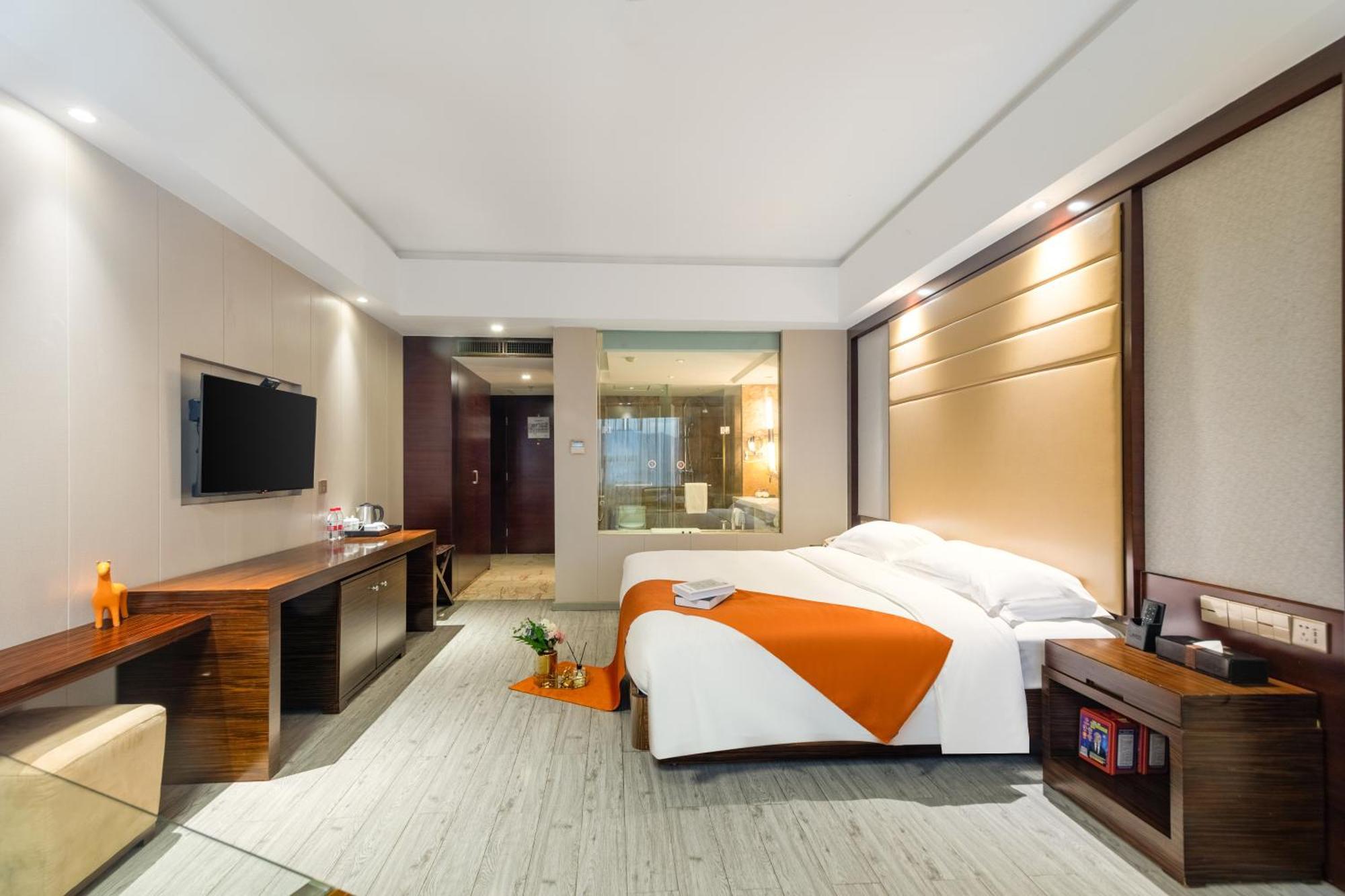 King Royal Hotel Yunfu ภายนอก รูปภาพ